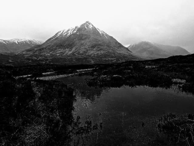 Glen Etive bw